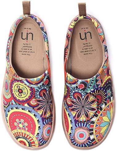 UIN Women's Fashion Floral Art Sneaker Painted Canvas Slip-On Ladies Travel Shoes