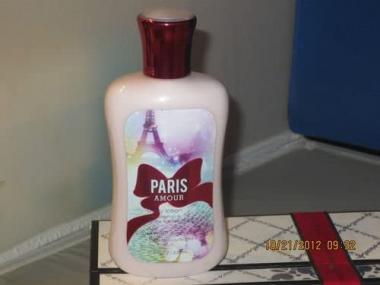 Bath and Body Works Signature Collection Paris Amour Body Lotion