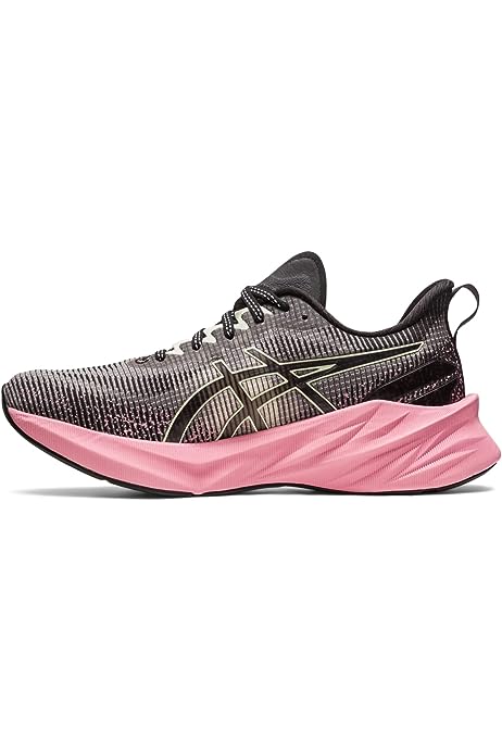 Women's NOVABLAST 3 LE Running Shoes