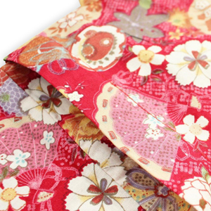 Unique kimono shoulder design