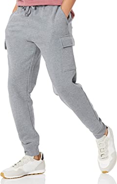 Amazon Essentials Men's Cargo Fleece Jogger Sweatpant