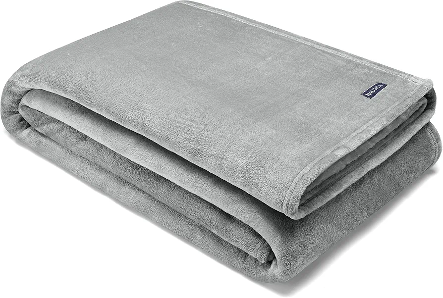 Nautica - Twin Blanket, Super Soft Plush Fleece Bedding, Warm & Cozy Home Decor, Dorm Room Essentials (Solid Grey, Twin)